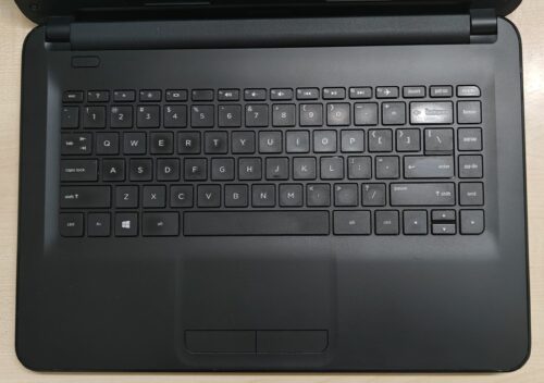 (Refurbished) HP 240 G4 (Core i5 6th Gen/ 8GB Ram/ 256GB SSD/ Webcam/ 14"/ Win-10 Pro) and free laptop bag,Mouse,Pendrive. - Image 3